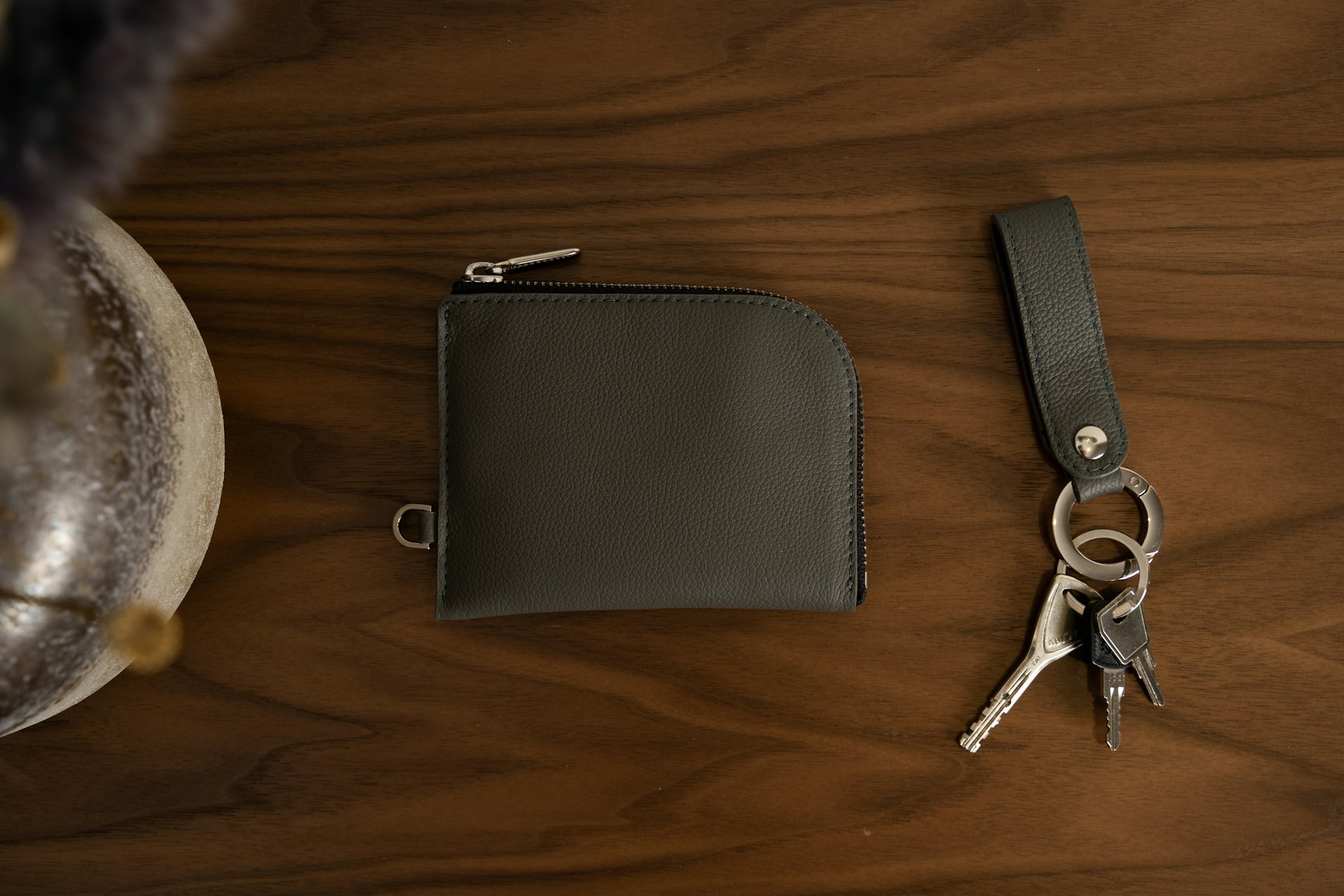 Leather zip wallet and key holder